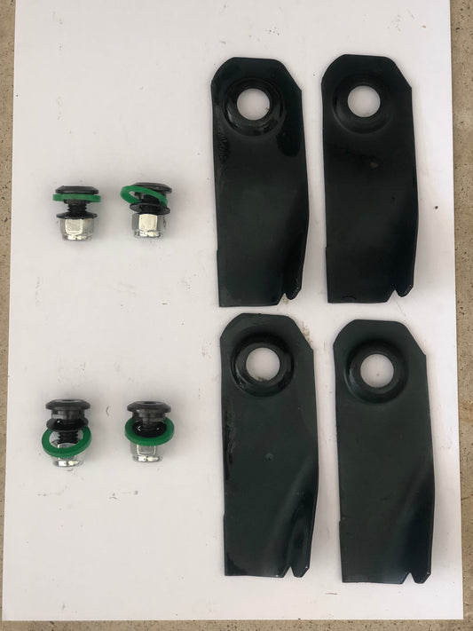 Non-Genuine 18“ Bushranger / Victa Blade & Bolt Set x 2 PR